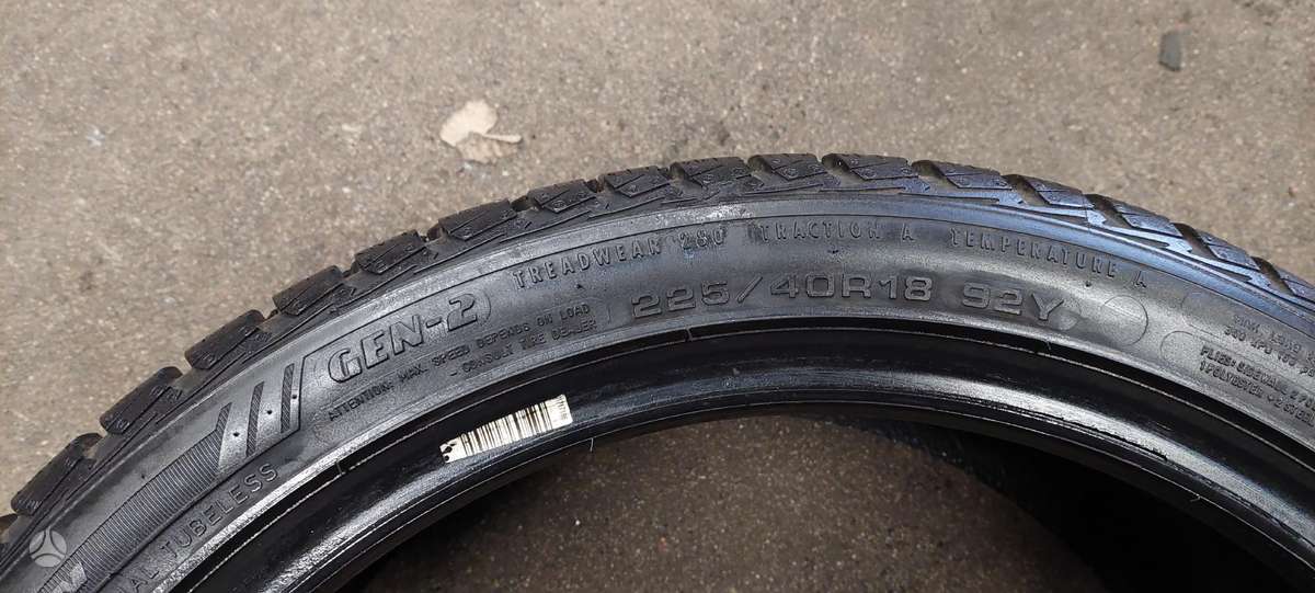 Goodyear, all-season 225/40 R18