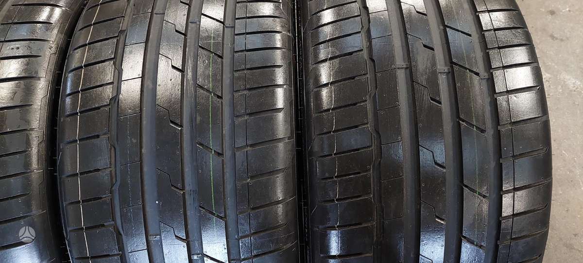Hankook, vasaras 285/30 R22