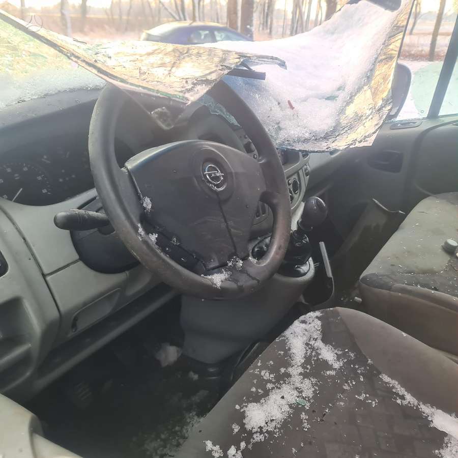 Opel VIVARO, cargo vans