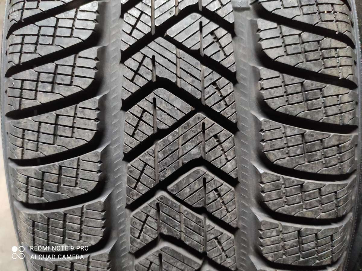 Pirelli, winter 255/55 R18