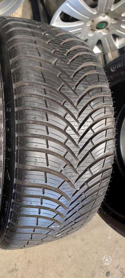 Kleber, universalios 215/40 R17