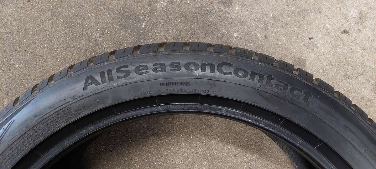 Continental, all-season 225/45 R19