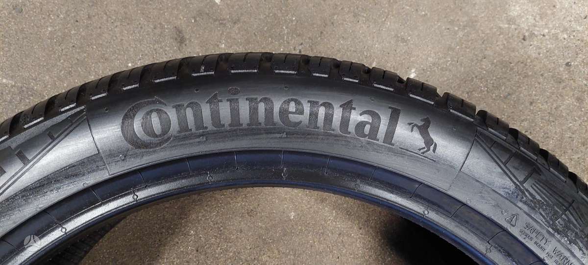 Continental, all-season 235/45 R20
