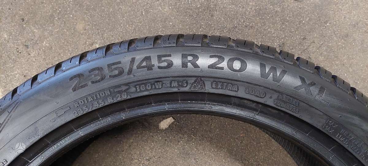 Continental, all-season 235/45 R20