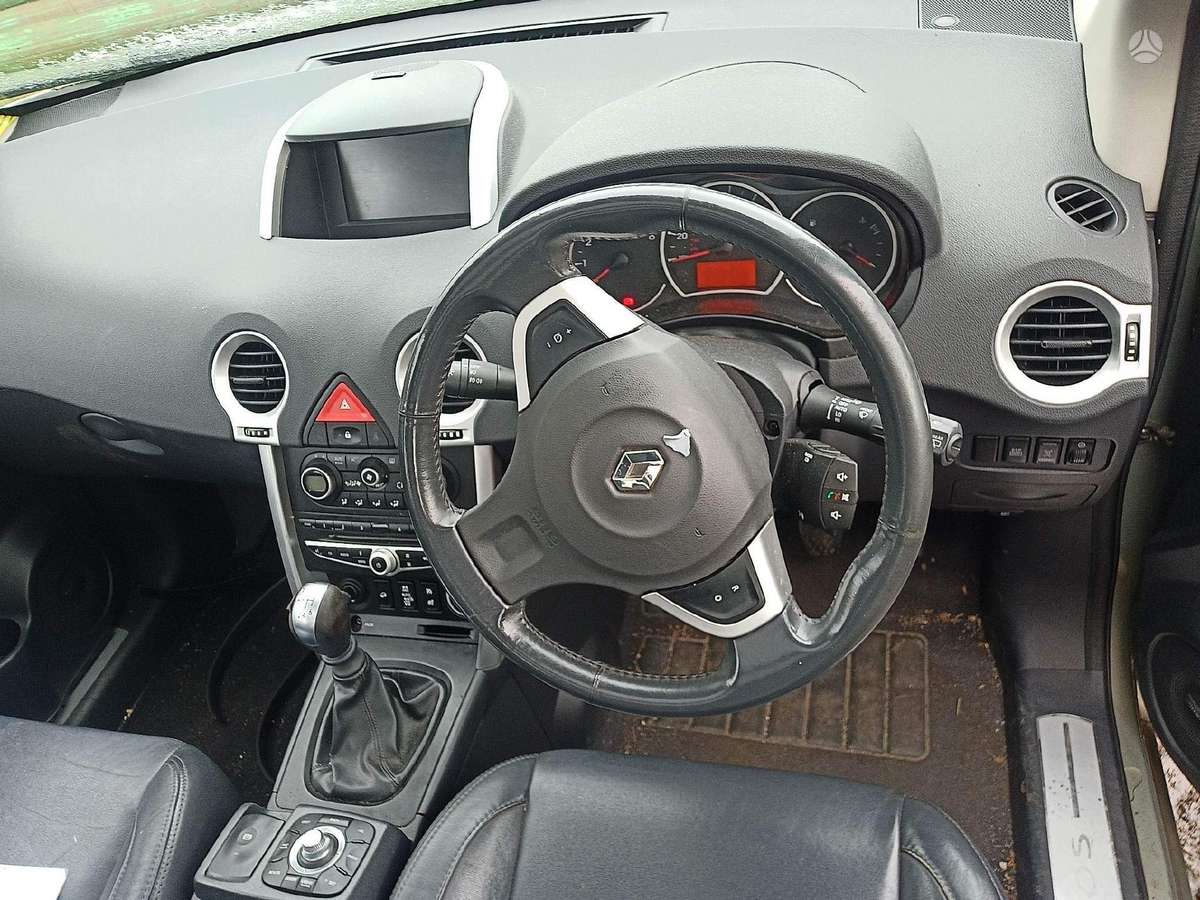 Renault Koleos dalimis