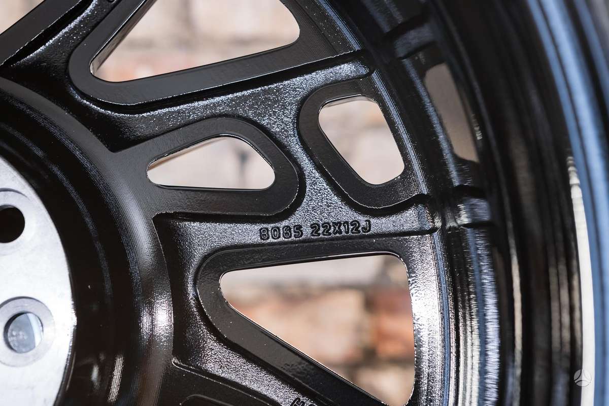 -Kita-, light alloy, R22