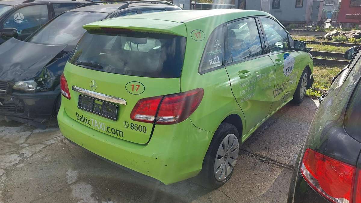 Mercedes-Benz B160