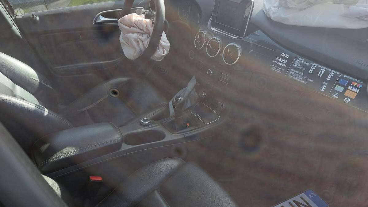 Mercedes-Benz B160