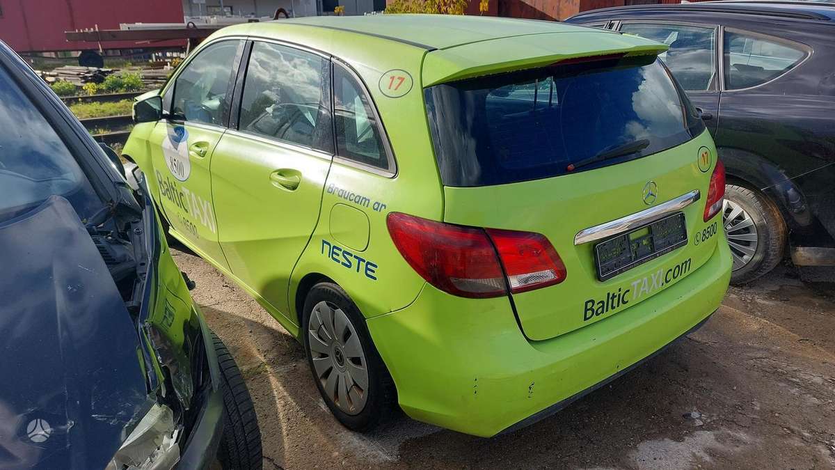 Mercedes-Benz B160