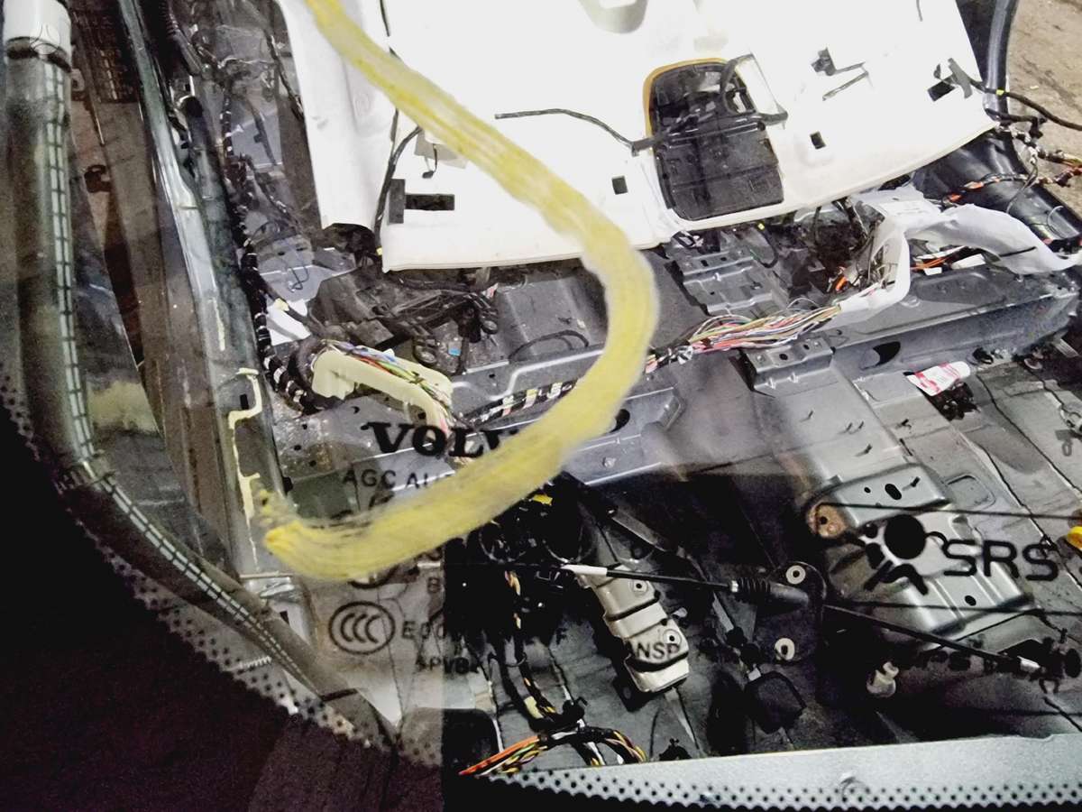 Volvo V40, 32244809, logi