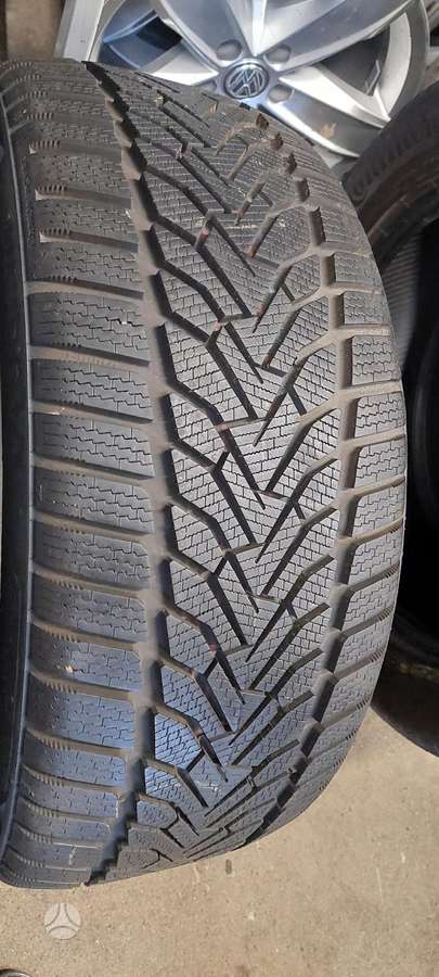 Uniroyal, winter 245/40 R19