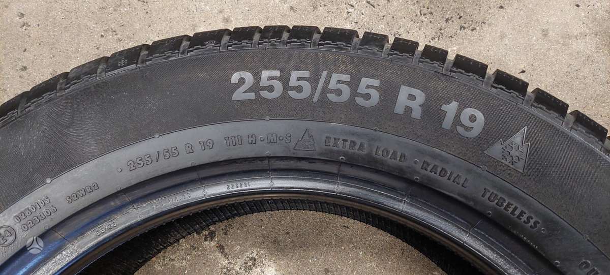 Continental, зимние 255/55 R19