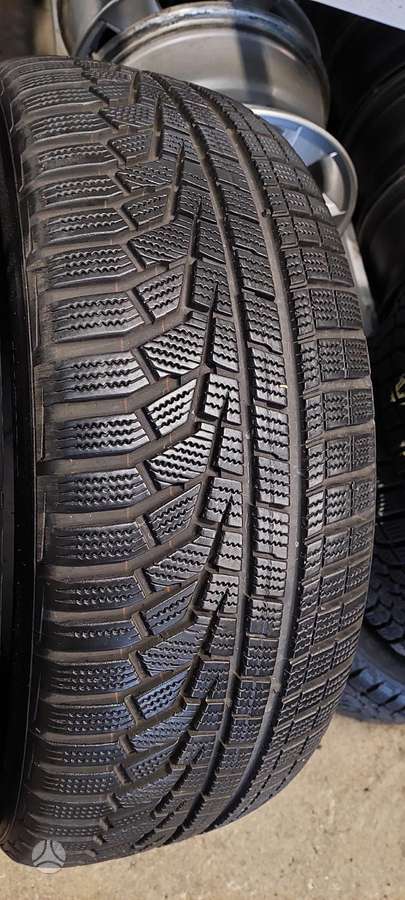 Hankook, winter 235/55 R19