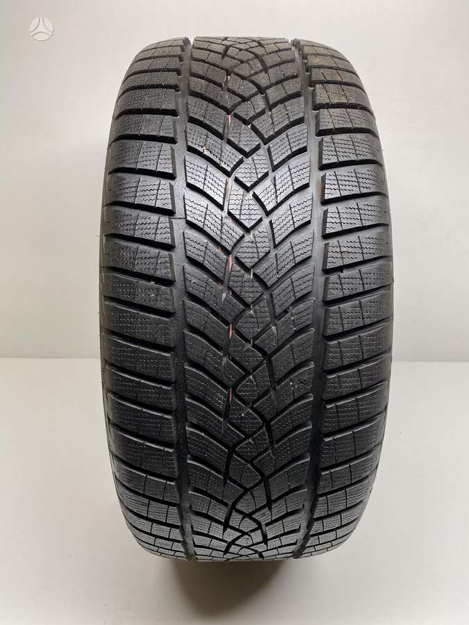 Goodyear UltraGrip Perfomance 2021m, winter 265/40 R21