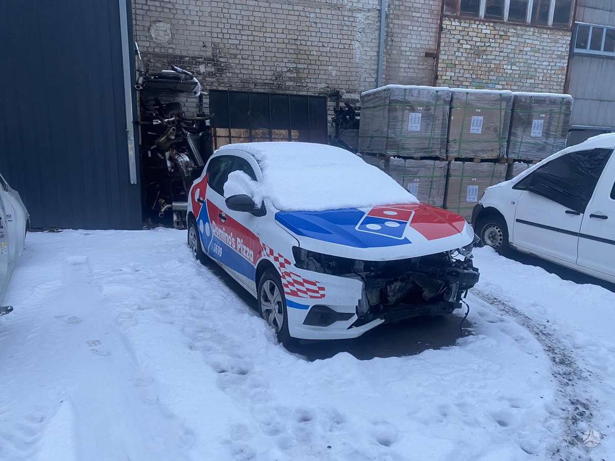 Dacia Sandero for parts