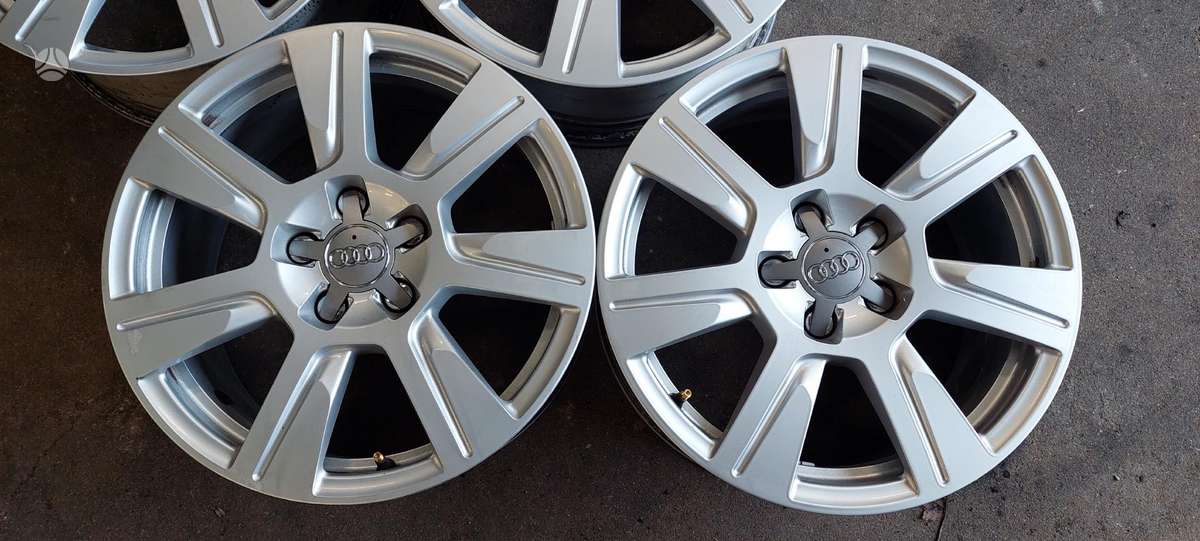 Audi, vieglmetāla, R17