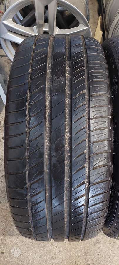 Michelin, summer 245/40 R19