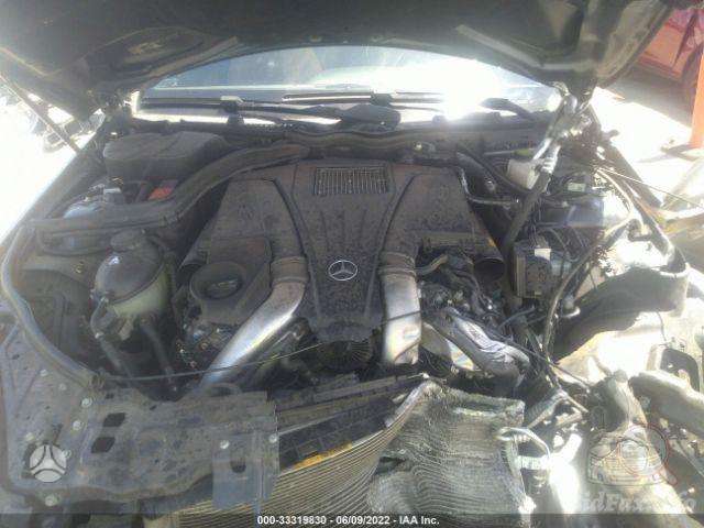 Mercedes-Benz E550 Variklio nebera
