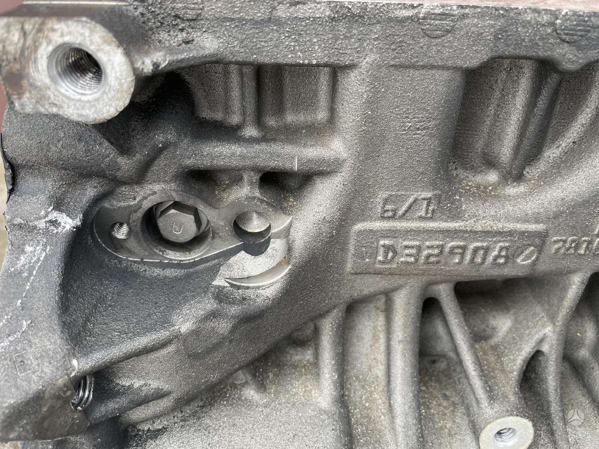 BMW 5 serija, N47d20c 7810596, engine block