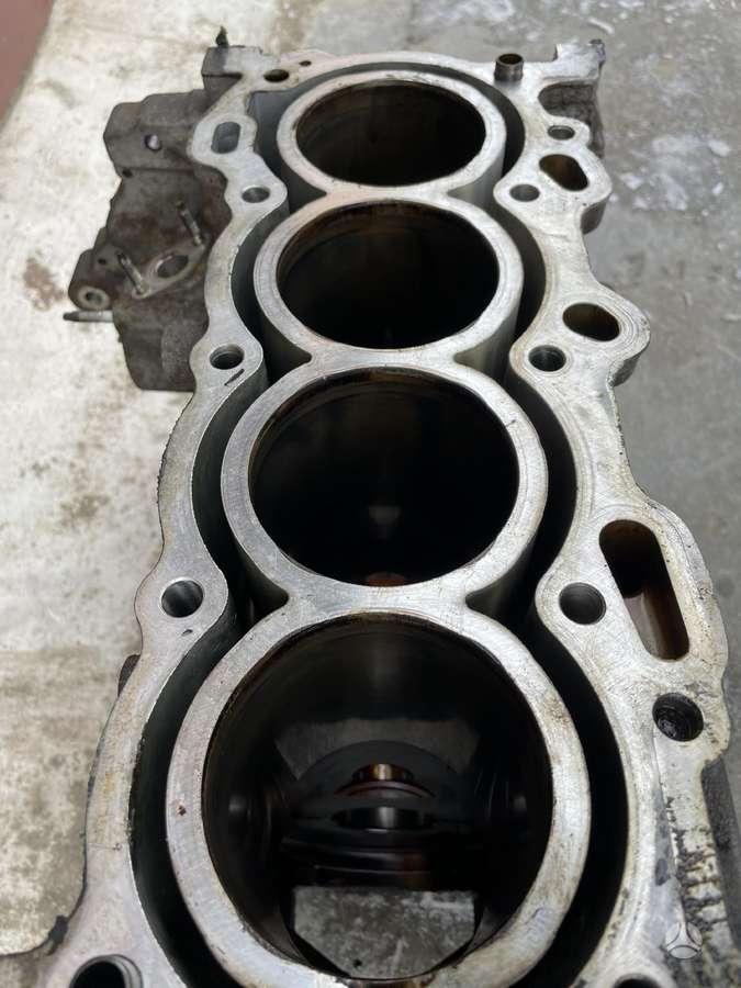 Toyota Avensis, 1ZZ, engine block