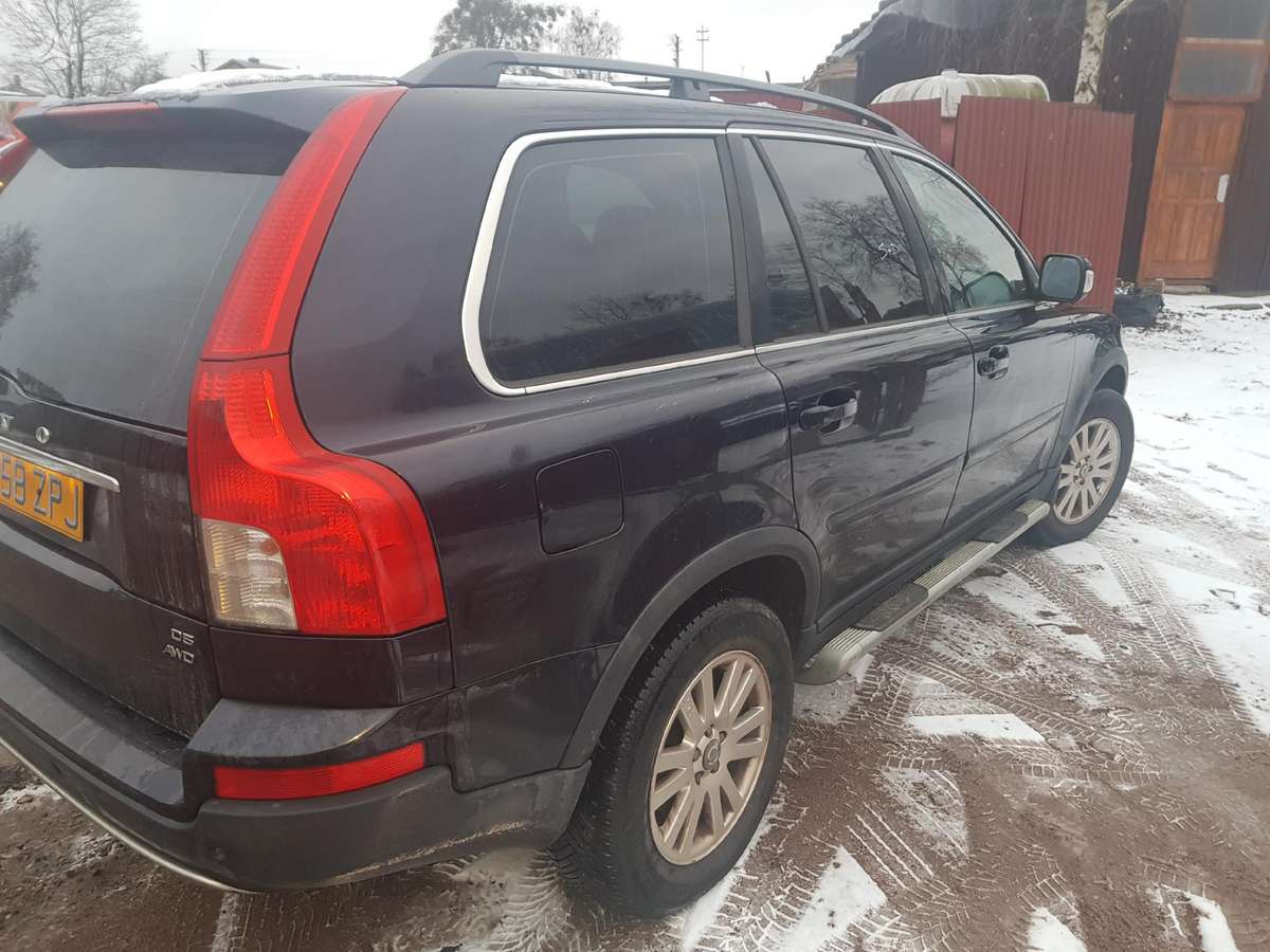 Volvo XC90 Visos volvo dalys