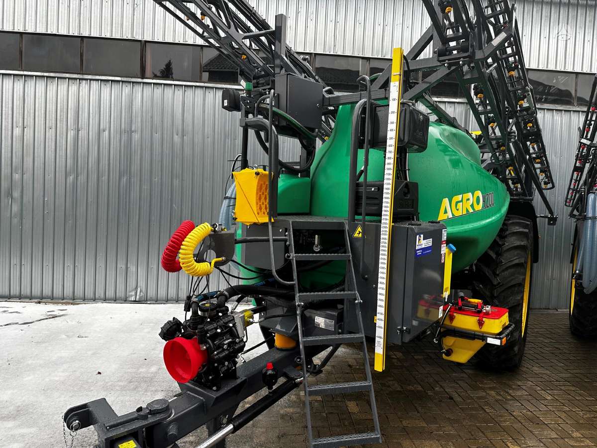 AGRO 4200G, разбрызгиватели