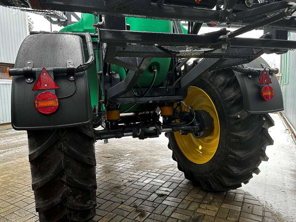 AGRO 4200G, sprayers