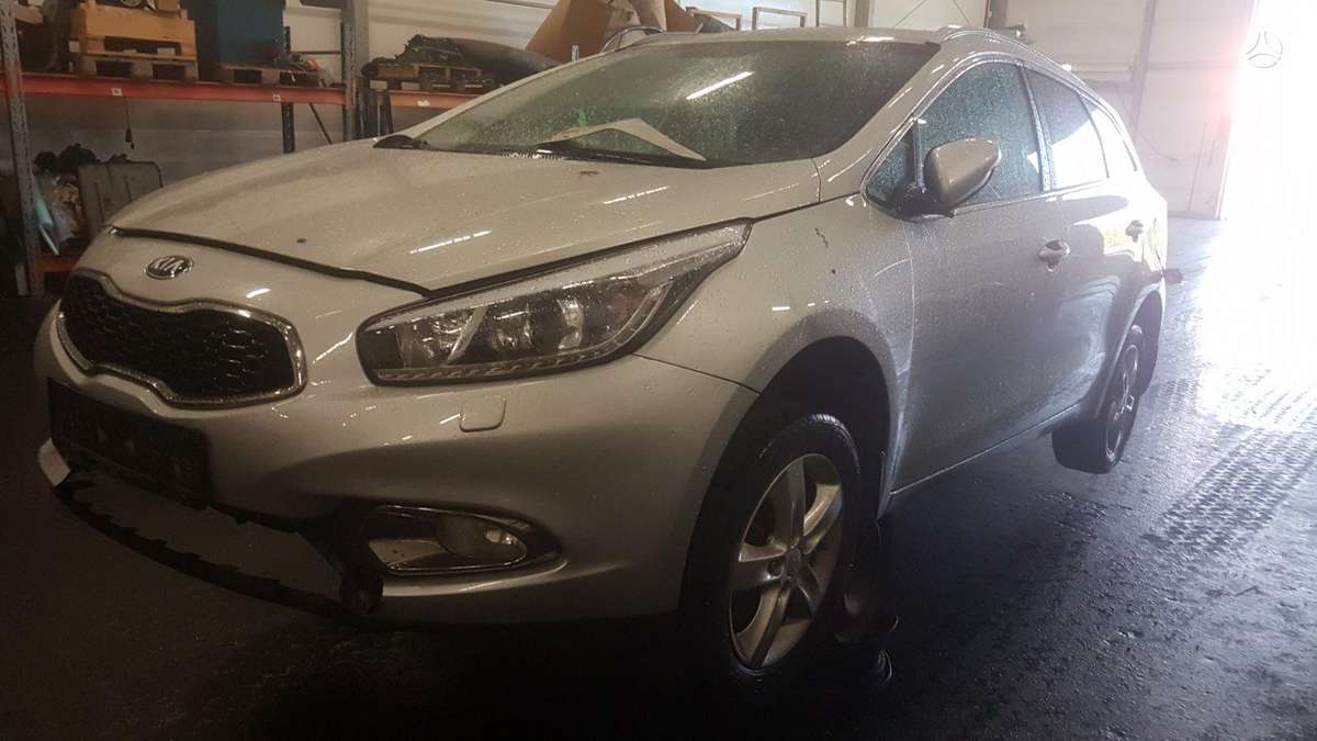 Kia Ceed, D4FB, dalimis