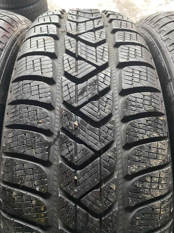 Pirelli, winter 215/65 R17