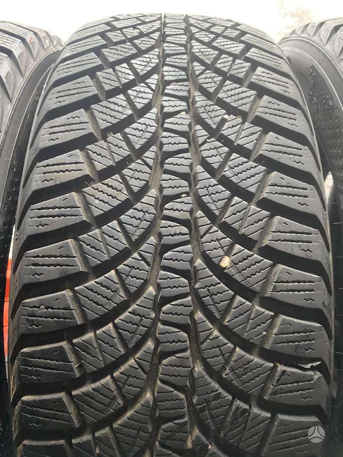 Kumho, winter 225/55 R17