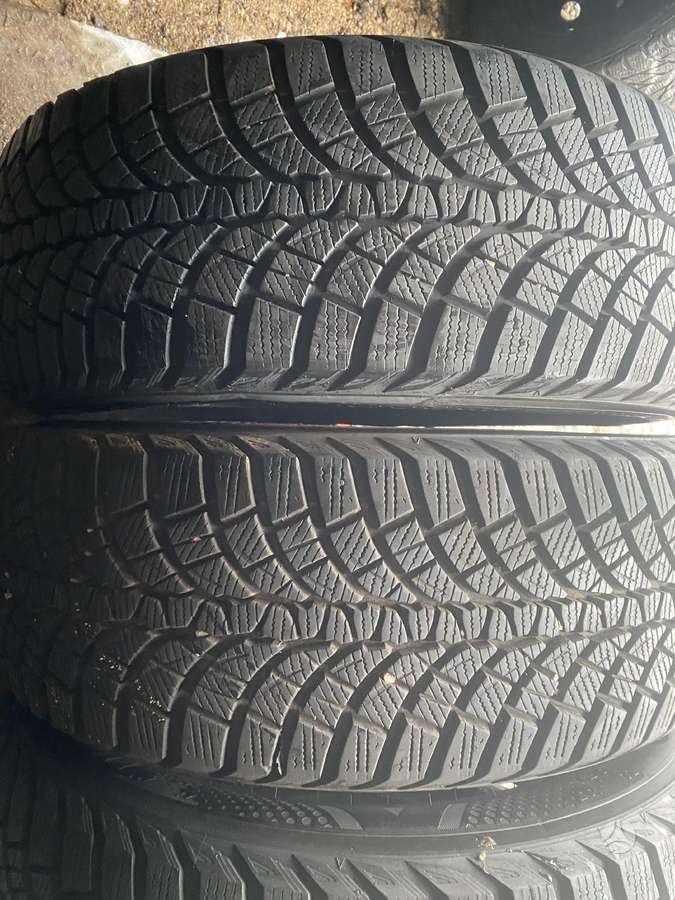 Kumho, winter 225/55 R17