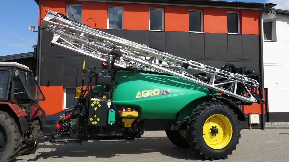 AGRO 5200G, разбрызгиватели