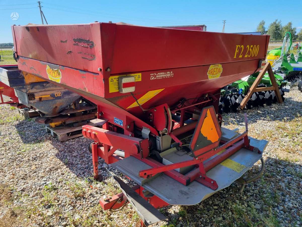 Bredal B2XL, разбрасыватели