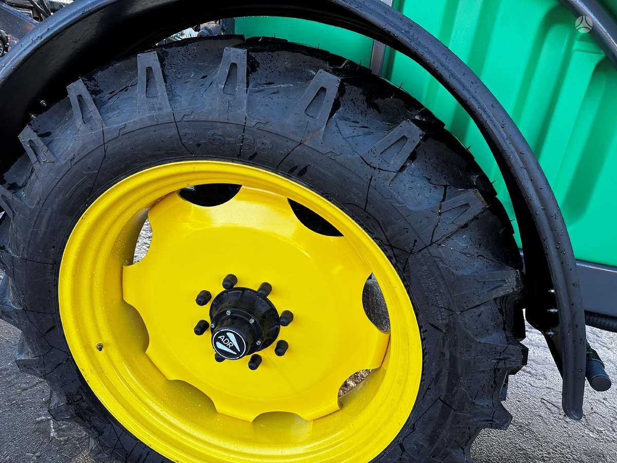 AGRO 3000T, sprayers