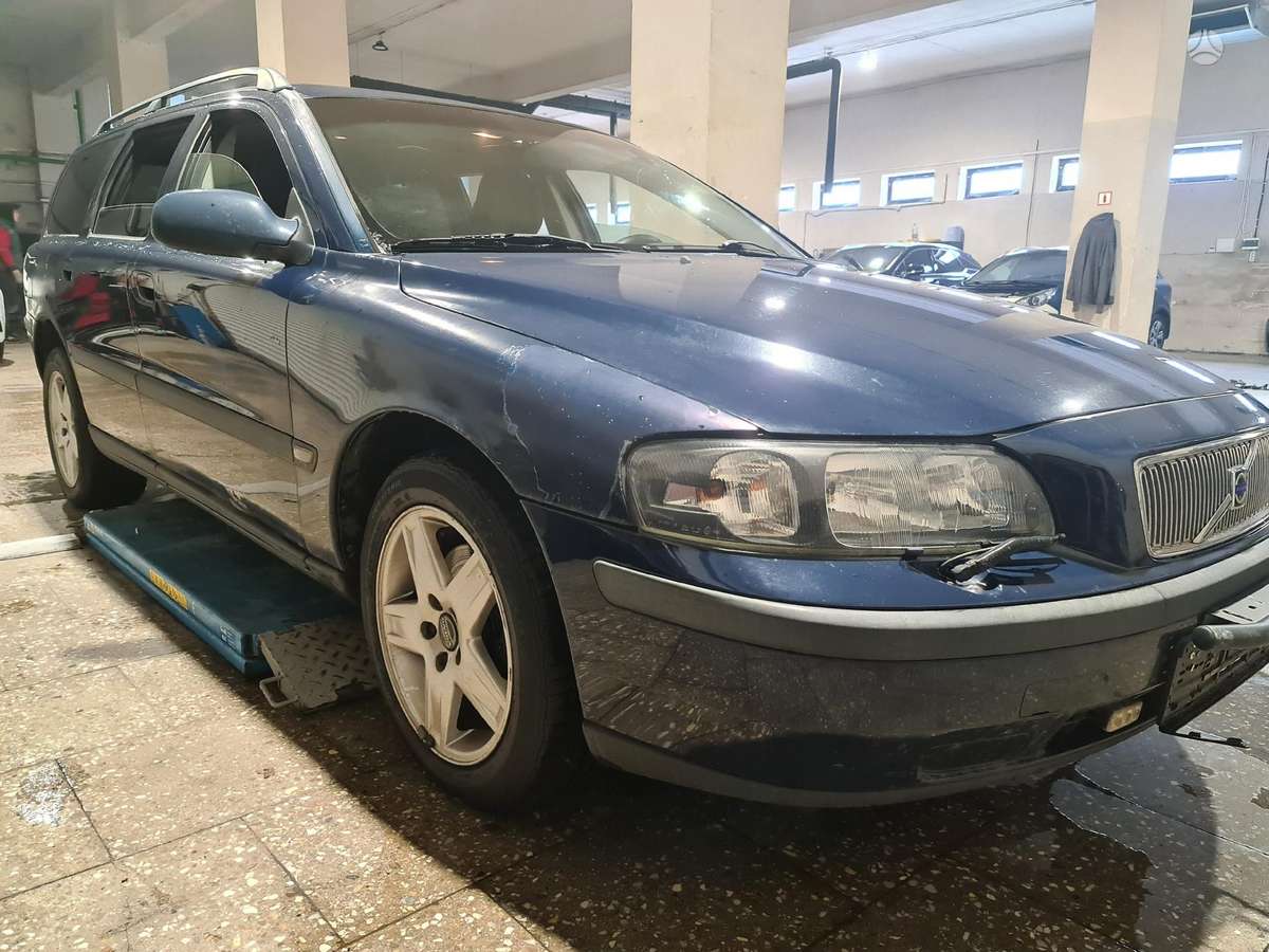 Volvo V70