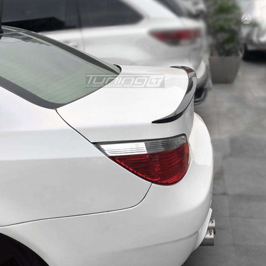 BMW 5 serija Bmw e60 e61 m apdailos dalys e60 e61 apatinės grotelės m