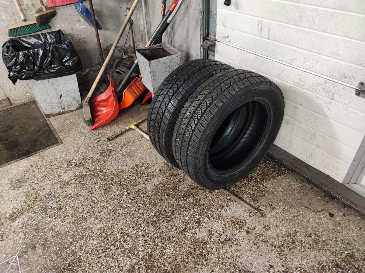Continental Van contact viking, winter 215/60 R17