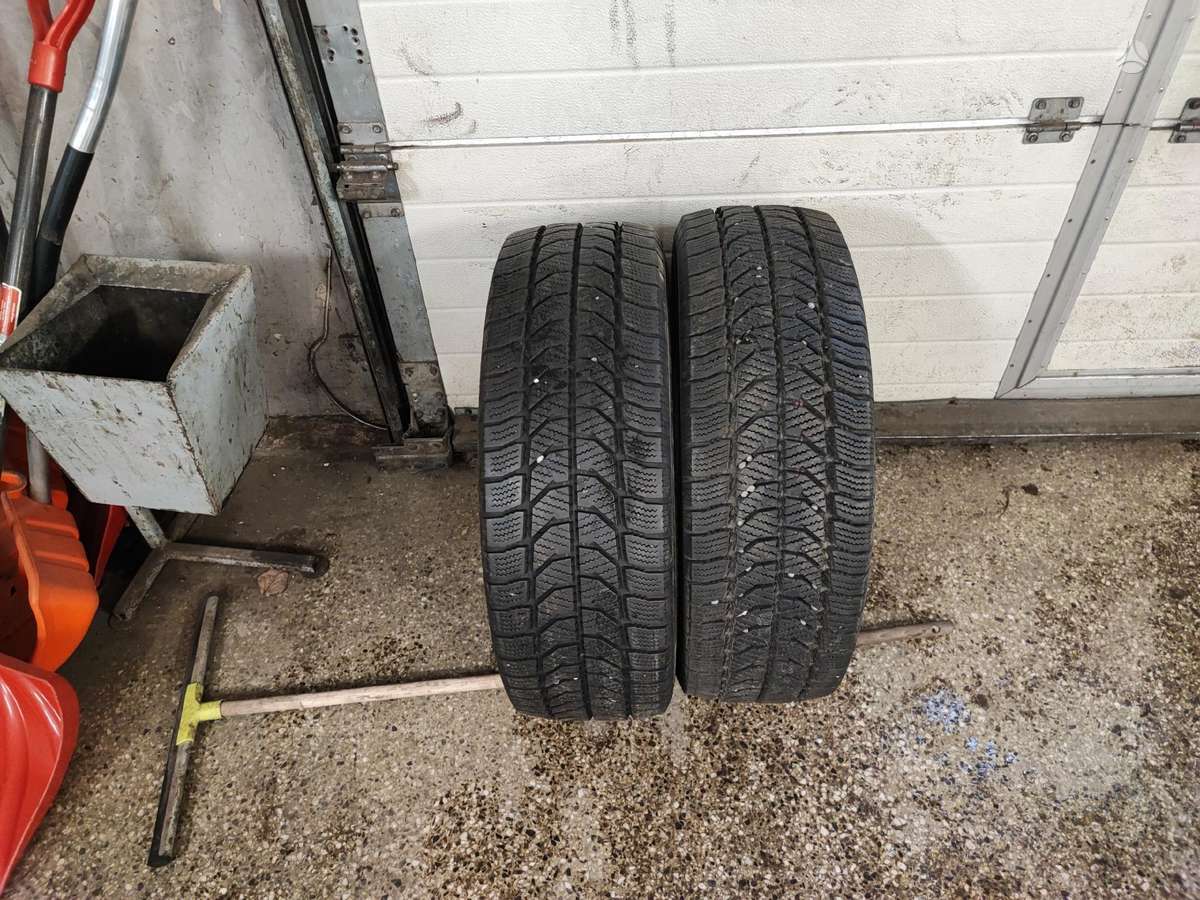 Continental Van contact viking, winter 215/60 R17