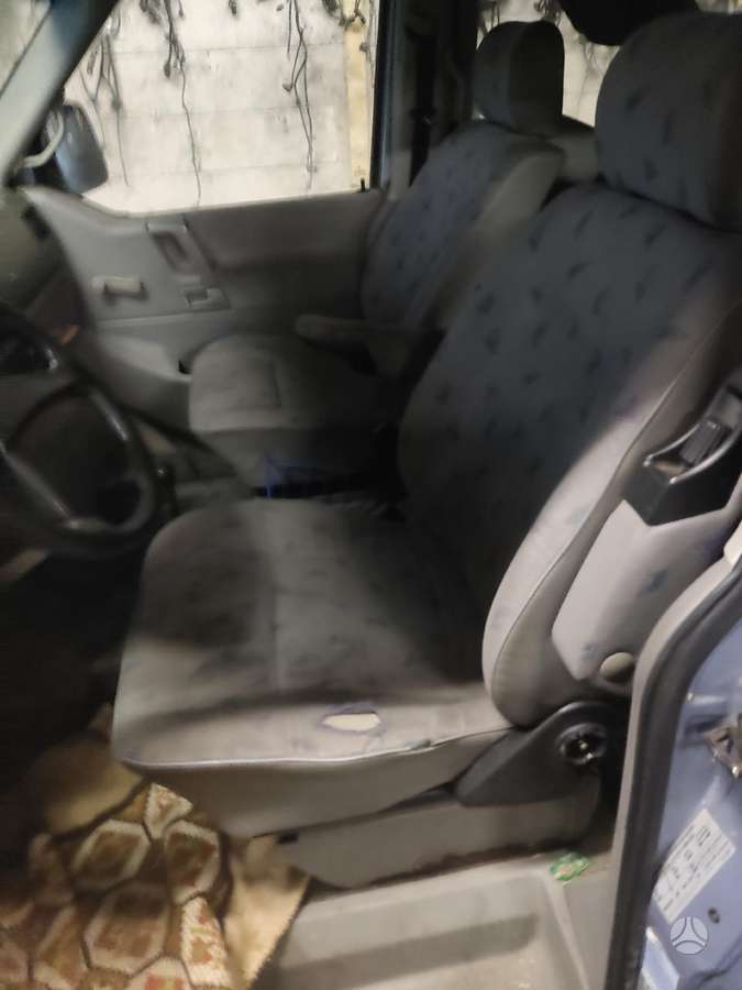 Volkswagen Transporter, cargo vans