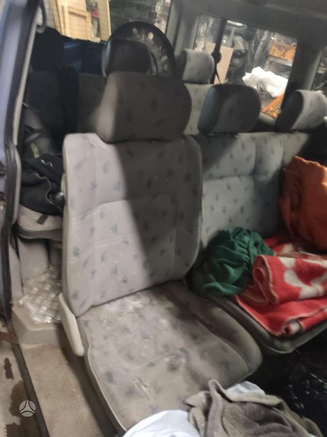 Volkswagen Transporter, cargo vans