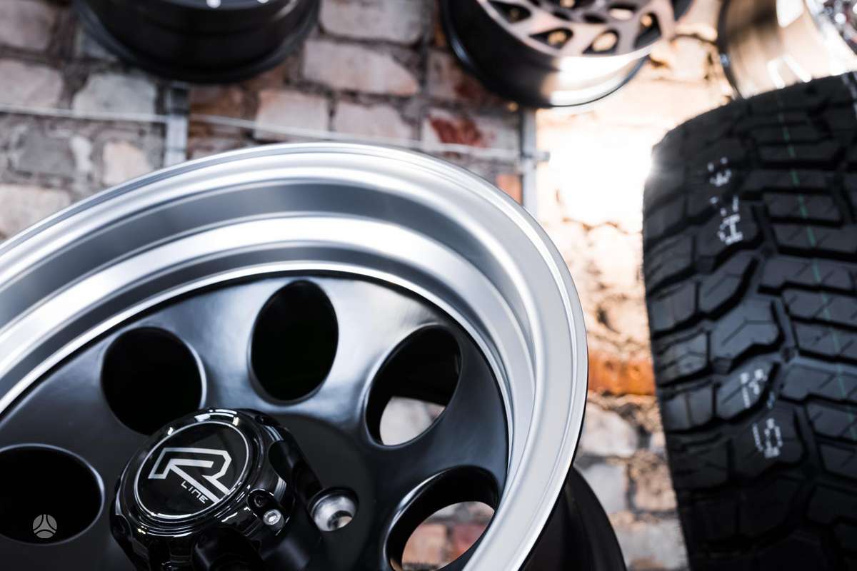 Jeep, light alloy, R15