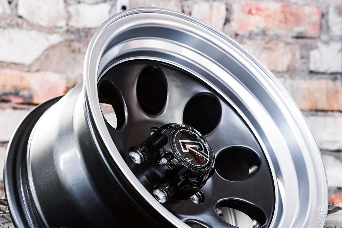 Jeep, light alloy, R15