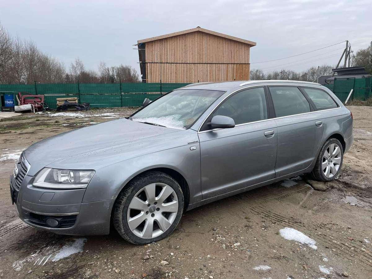 Audi A6 детали двигателя