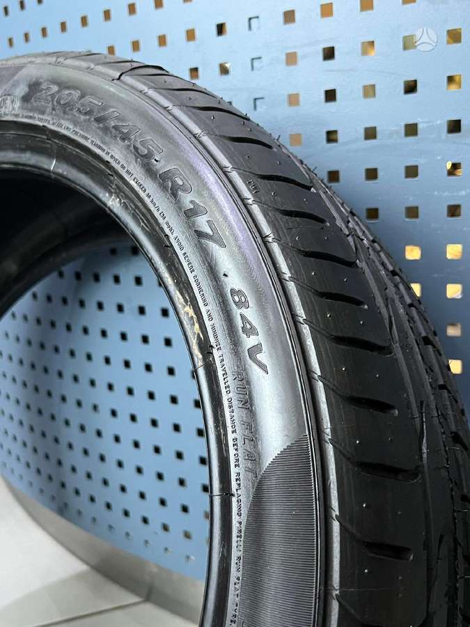 Pirelli P ZERO (RUN FLAT), summer 205/45 R17