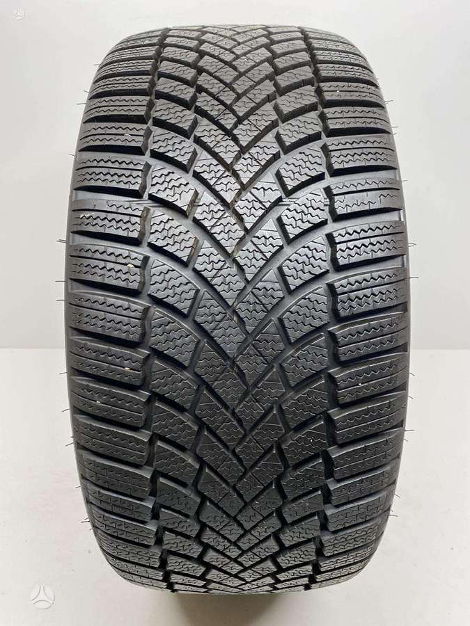 Bridgestone Blizzak LM005 2022m, winter 235/35 R19