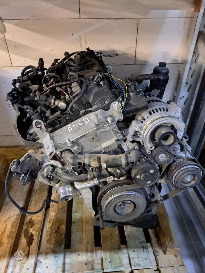 BMW X3, B46B B46 B46D, variklio detalės