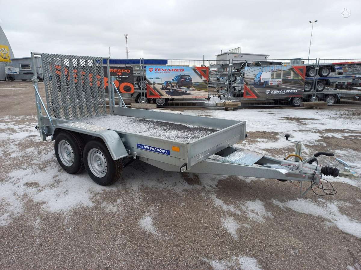 Niewiadow Spec. transportui, spec. priekabos / puspriekabės
