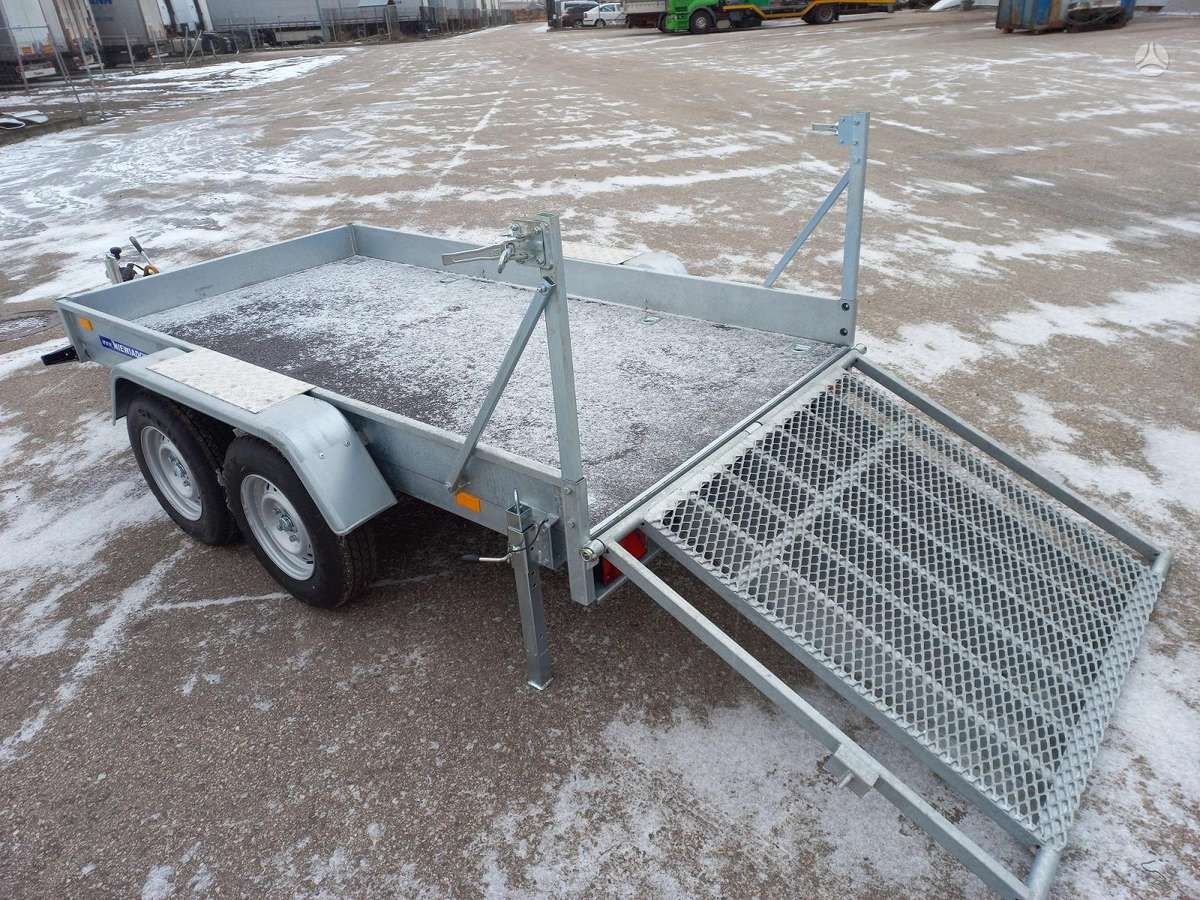Niewiadow Spec. transportui, spec. priekabos / puspriekabės