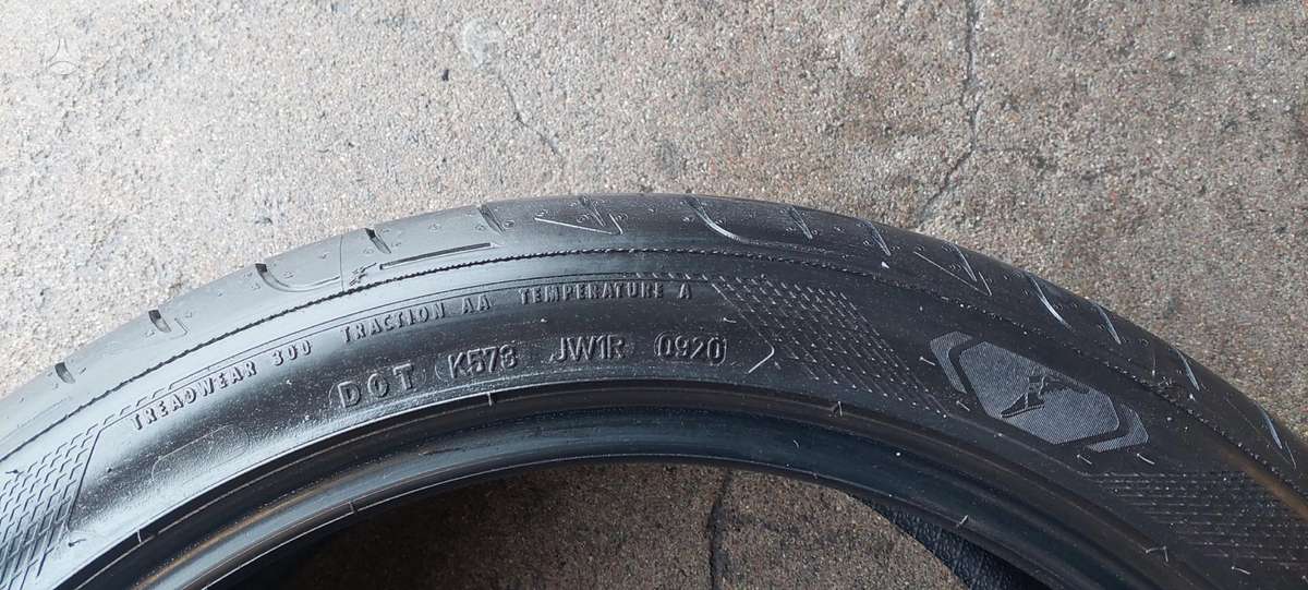 Goodyear, летние 255/40 R20