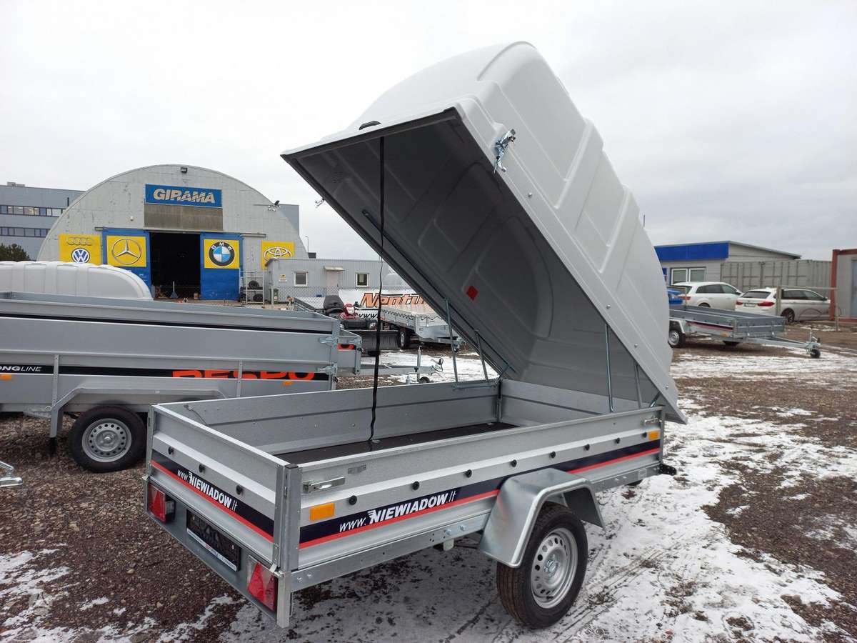 Niewiadow 7527YU, passenger car trailers